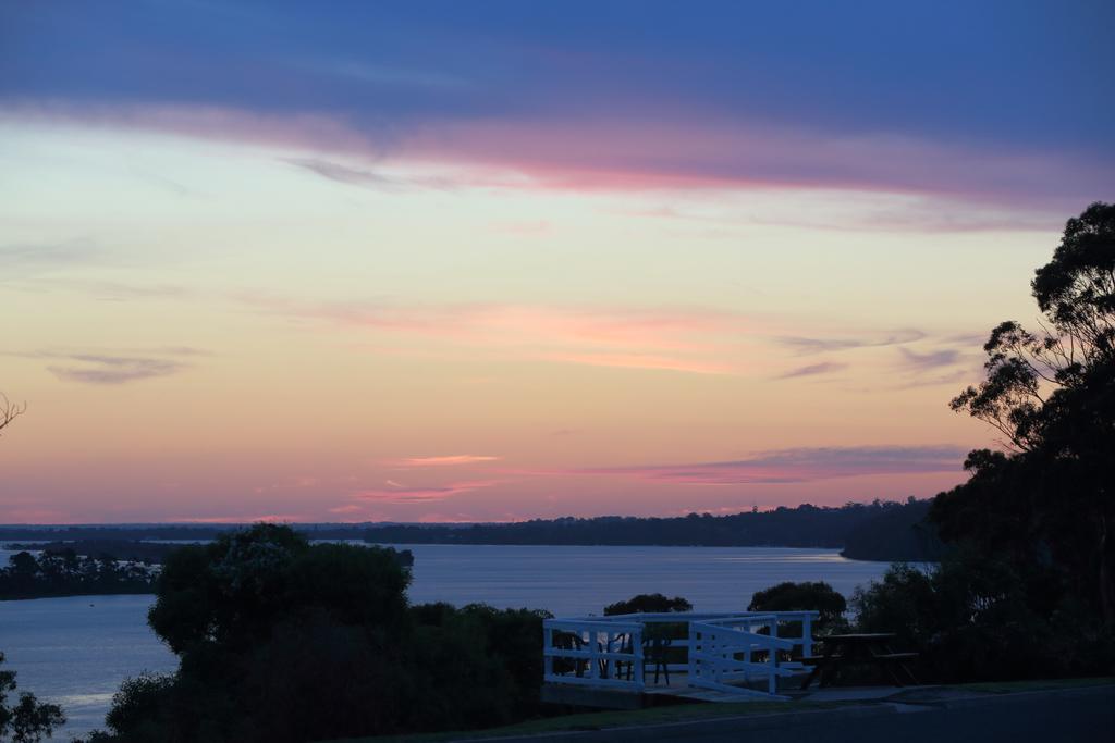 Ocean Views Motel Lakes Entrance Εξωτερικό φωτογραφία